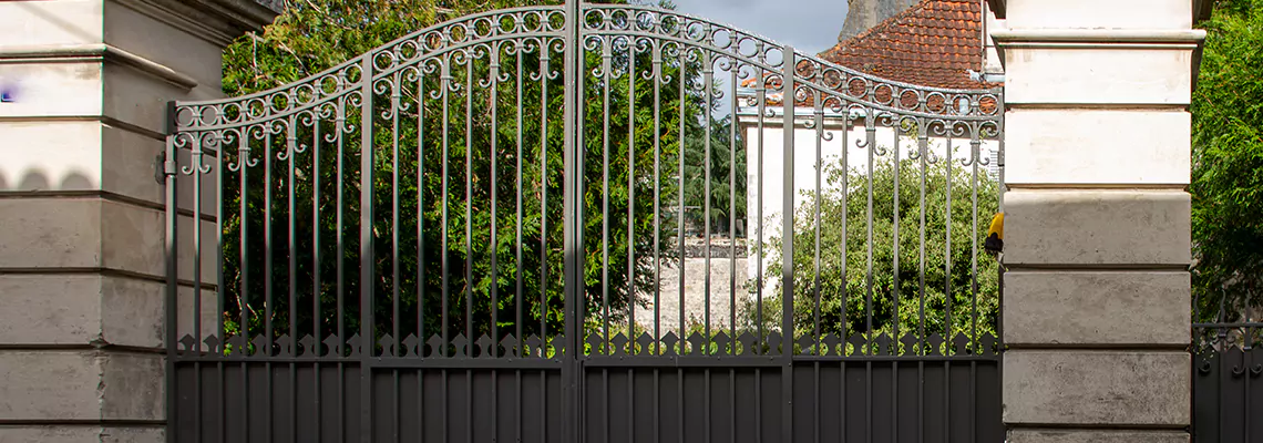 Wooden Swing Gate Repair in Grimsby, ON